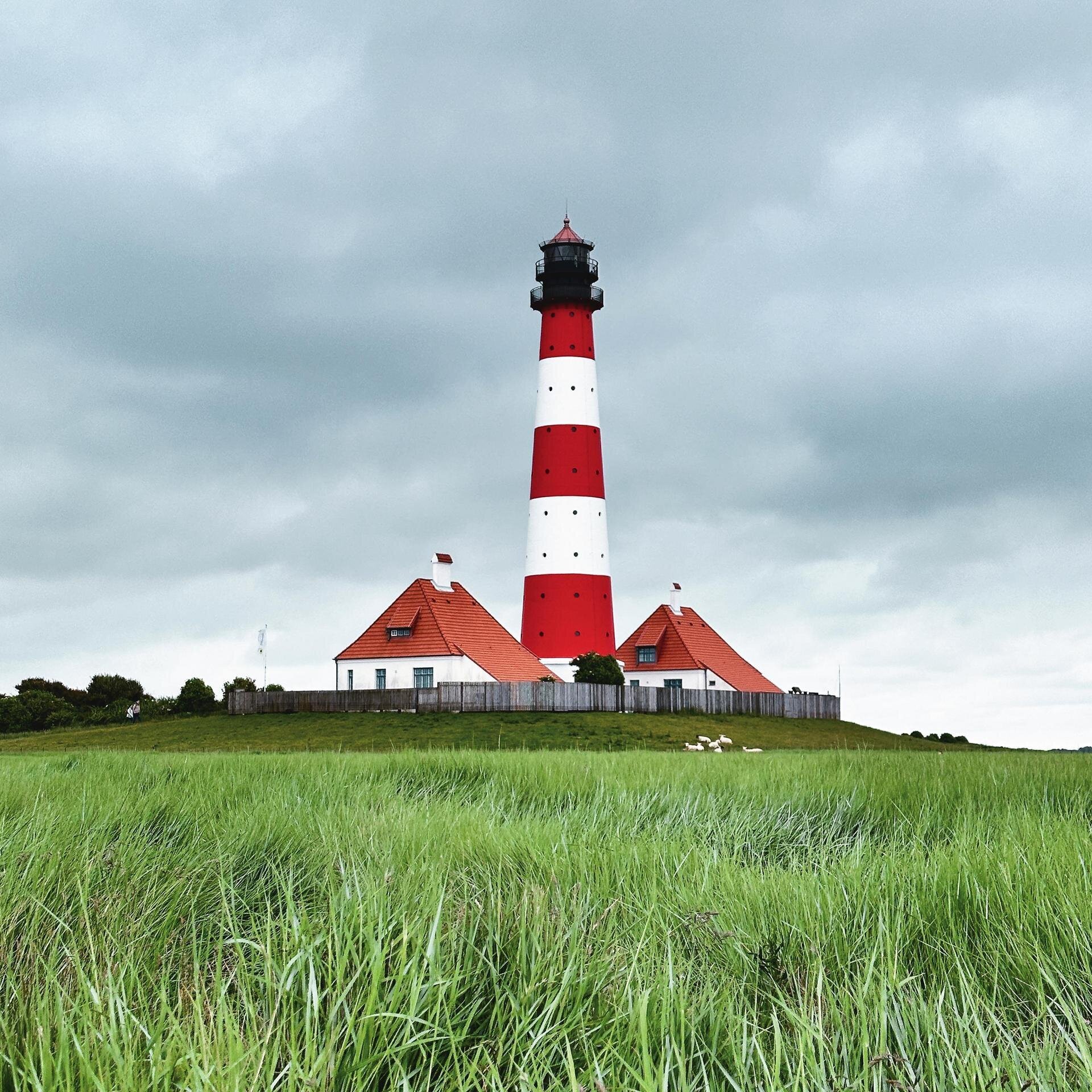 Der Westerhever Leuchtturm auf der Halbinsel Eiderstedt