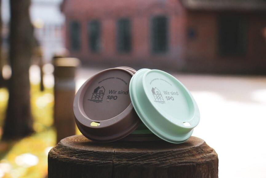 RECUP Becher im Fokus