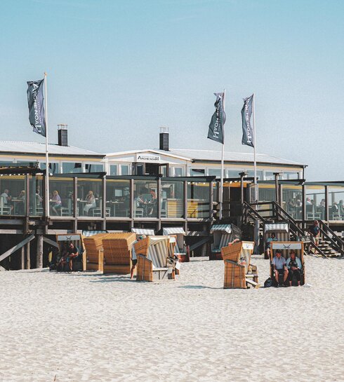 Pfahlbau Restaurant am Strand