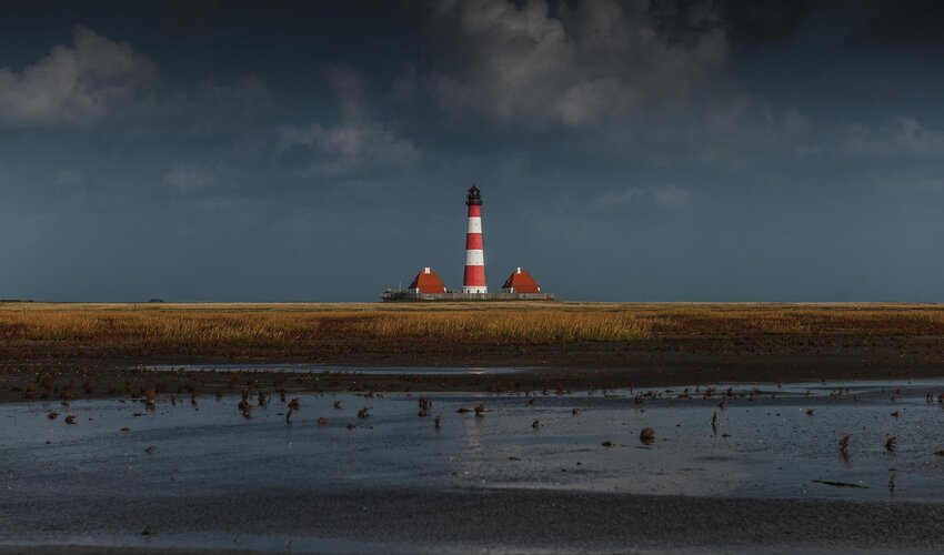 Westerhever Leuchtturm bei Schietwetter