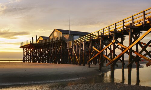 Strandbar 54 Grad vor dem Abriss in der Abendsonne