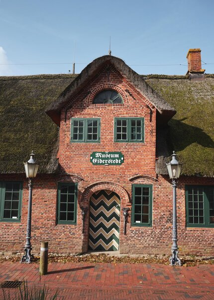 Eingang des Museums Landschaft Eiderstedt