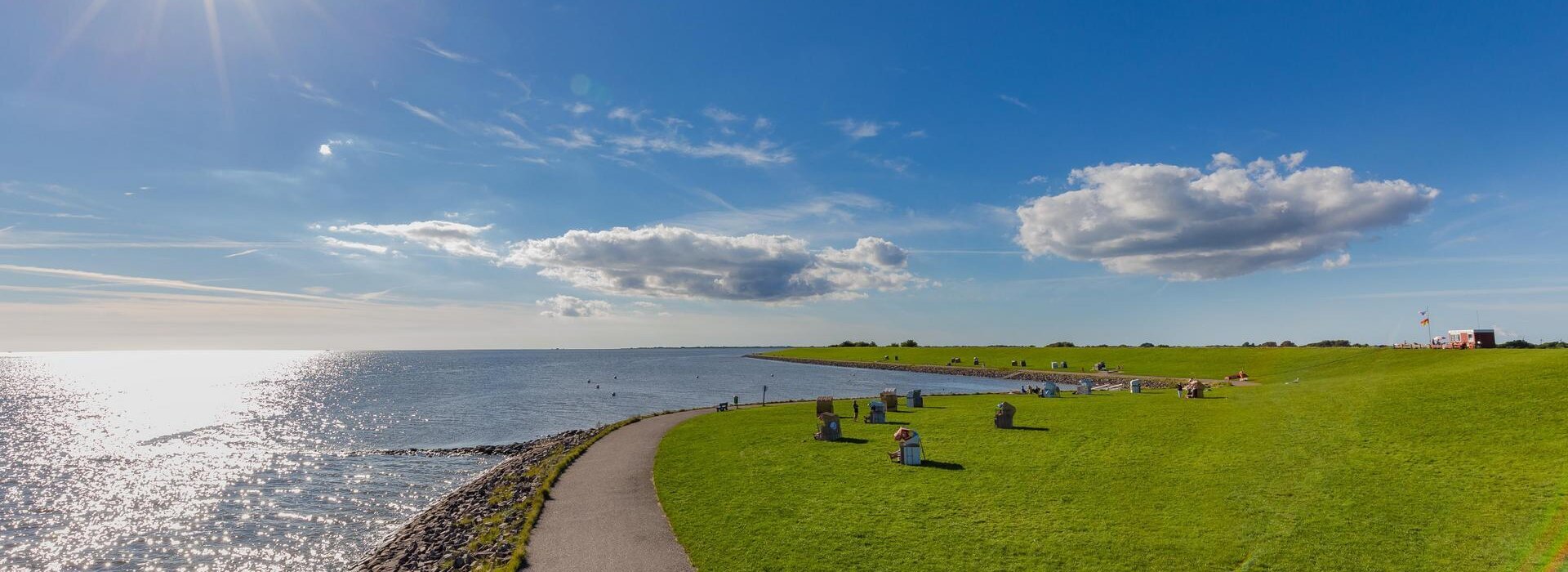 Badestrand von Vollerwiek im Sonnenschein