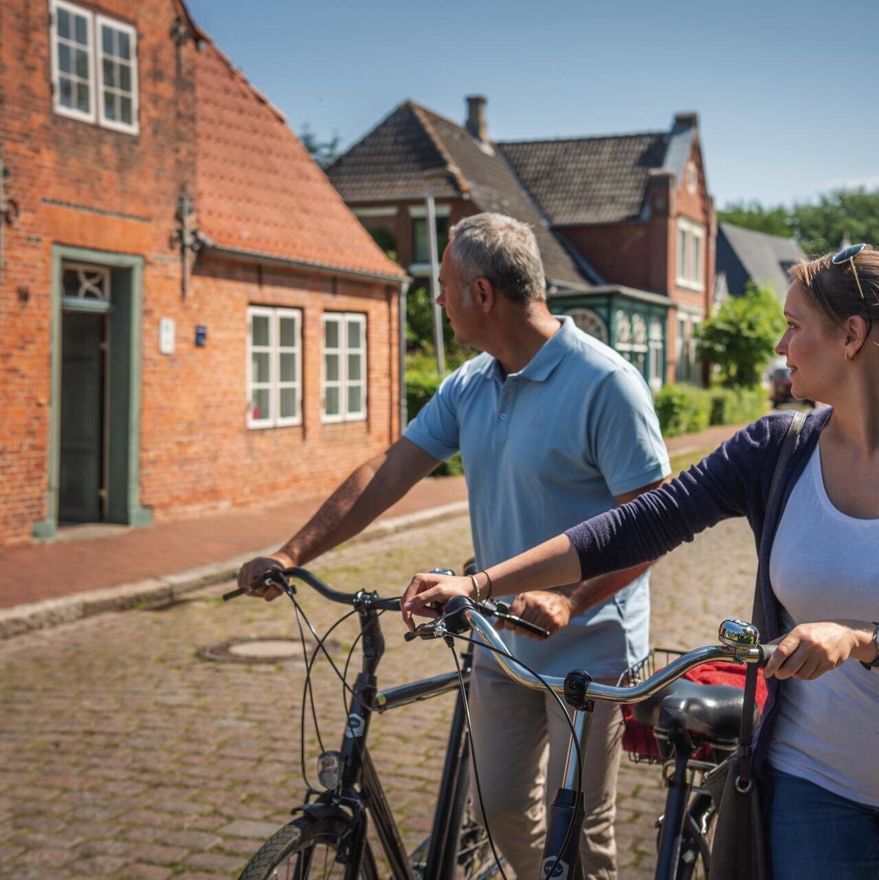 Fahrradtour in den Dorfkern Tetenbülls