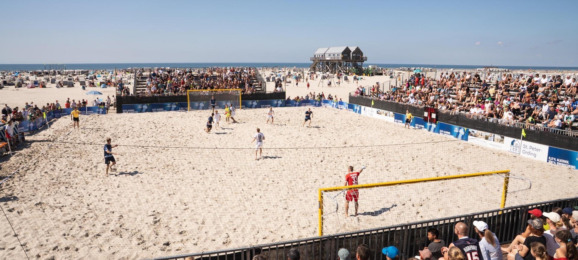 Überblick über das Spielfeld vom Beach Soccer