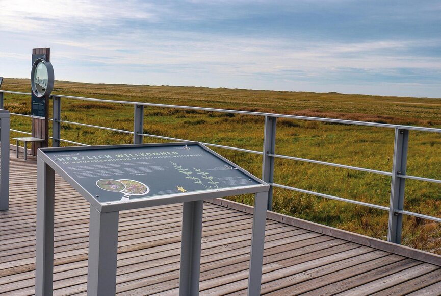 Infotafel auf der Aussichtsplattform