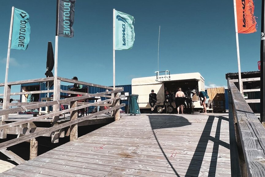 Aufgang zur Surfschule in Ording