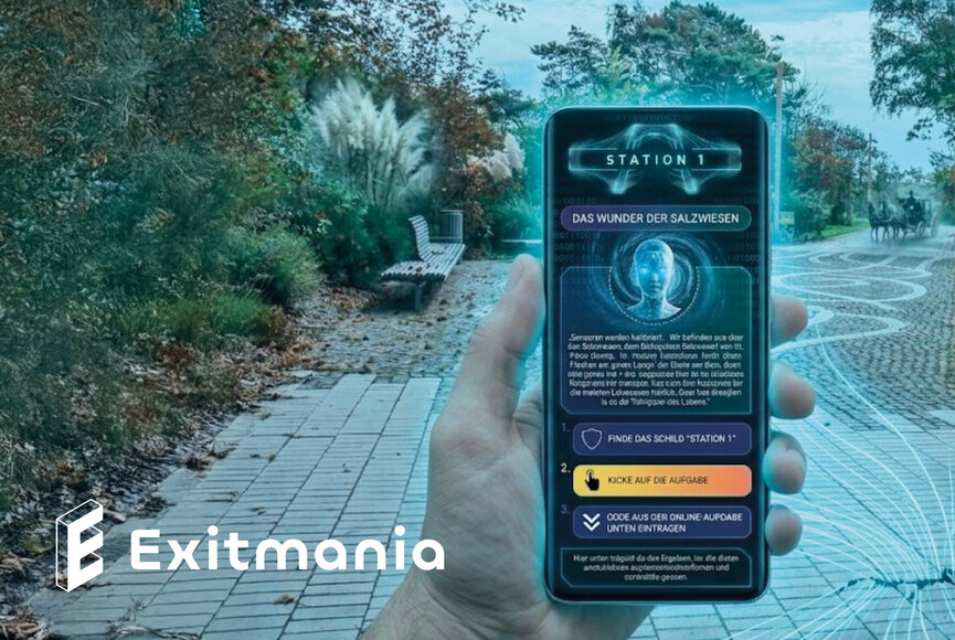 Handy mit dem Outdoor Escape Game 