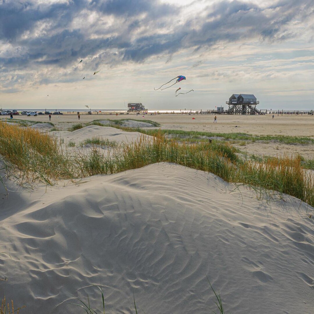 Blick aus den Dünen auf den Ordinger Strand