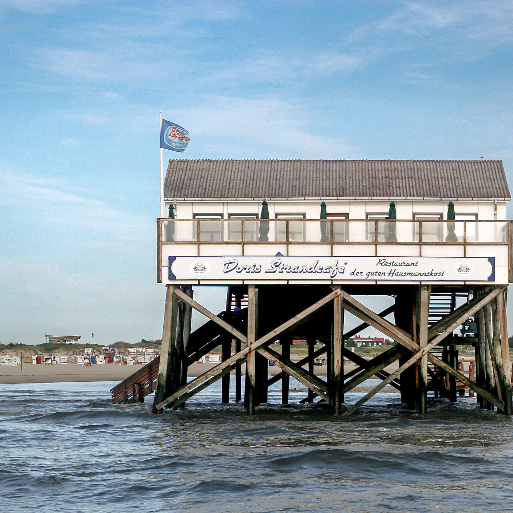 Doris Strandcafé - Pfahlbau-Restaurant in Ording