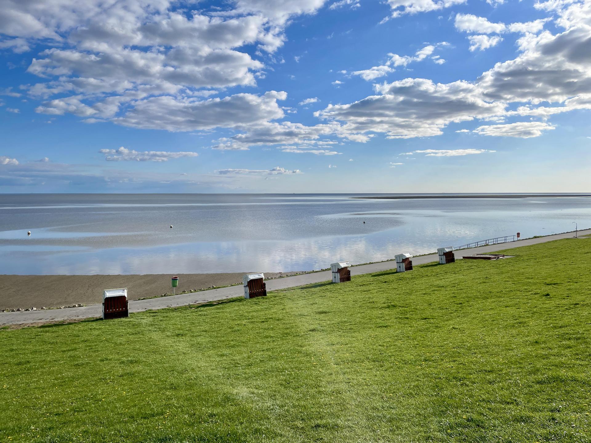 Badestelle in Vollerwiek mit Strandkörben